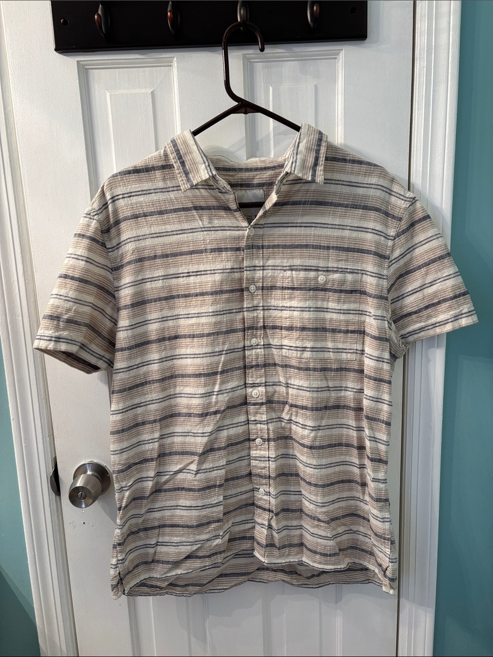 American Eagle Outfitters Beige and Navy Striped Short-Sleeve Button-Down Shirt